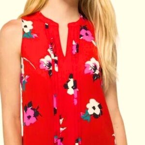 41 Hawthorn pleated red flora print shirt beautiful size L excellent condition!